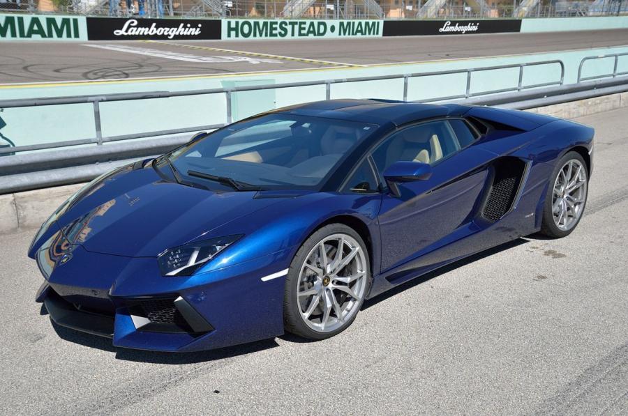  Lamborghini Aventador LP700-4 Roadster 2013 года  (фото 52 из 68)
